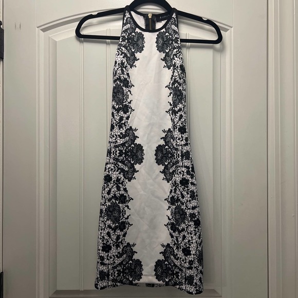 B Darlin‎ Women's White Floral Sleeveless Mini Cocktail Body Con Dress Size 1/2 - Picture 1 of 5